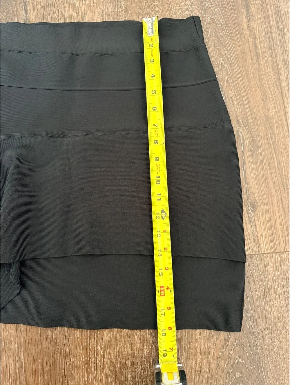 BCBGMAXAZRIA Black Asymmetric Ruffle Bandage Mini Skirt Size L